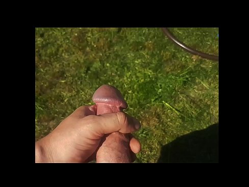 ❤️ Hot hottie gets her pink pussy fucked and cums with a squirt in a summer garden ❤️❌ paʻakikī porn iā mākou haw.pinkporno.ru