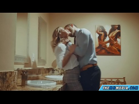 ❤️ Ke hoʻowalewale ʻia ʻoe e kahi blonde busty i kahi lumi hoʻomaha ākea ❤️❌ paʻakikī porn iā mākou haw.pinkporno.ru